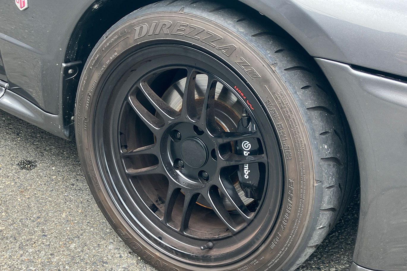 1991 Nissan SKYLINE GT-R BNR32 R32 Skyline GT-R, Garage Saurus 884 Engine Cam Cover, BLITZ Height-Adjustable Coilovers ＆DSC