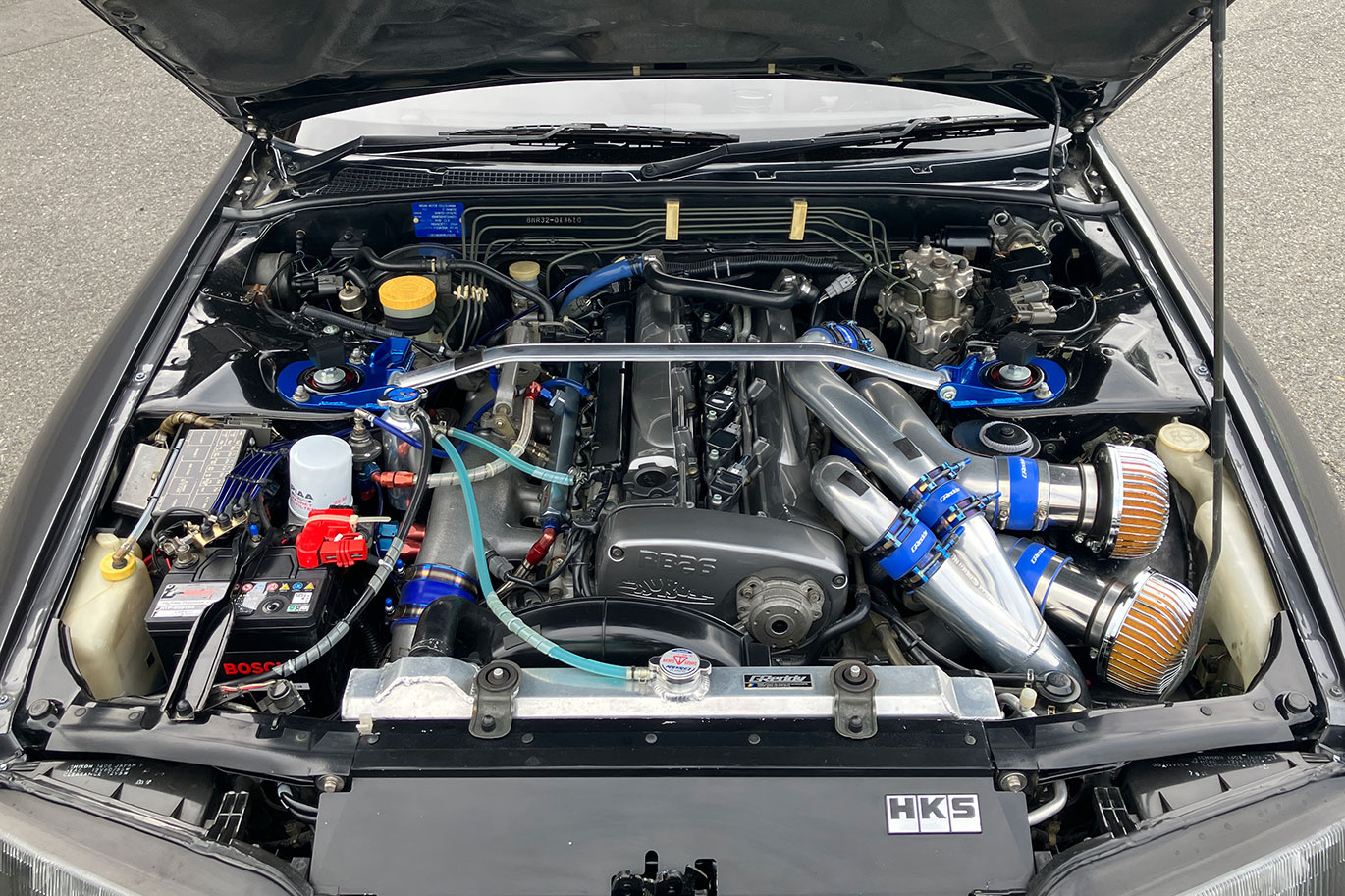 1991 Nissan SKYLINE GT-R BNR32 R32 Skyline GT-R, Garage Saurus 884 Engine Cam Cover, BLITZ Height-Adjustable Coilovers ＆DSC
