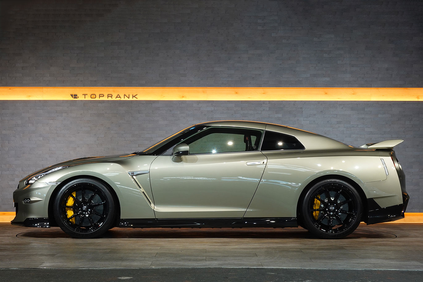 2023 Nissan GT-R R35 GT-R Track edition engineered by NISMO T-Spec, MY24, Optional: Recaro Carbon Back Bucket Seats