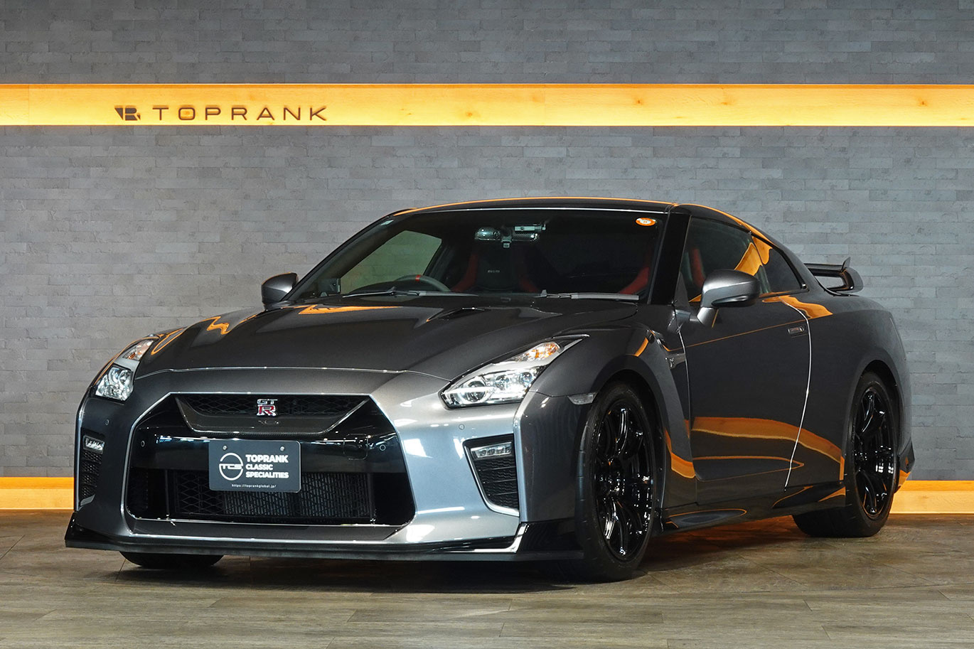 2019 Nissan GT-R R35 GT-R Track edition engineered by NISMO, MY20, Optional: Recaro Carbon Back Bucket Seats,