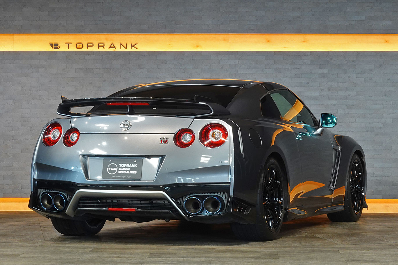 2019 Nissan GT-R R35 GT-R Track edition engineered by NISMO, MY20, Optional: Recaro Carbon Back Bucket Seats,