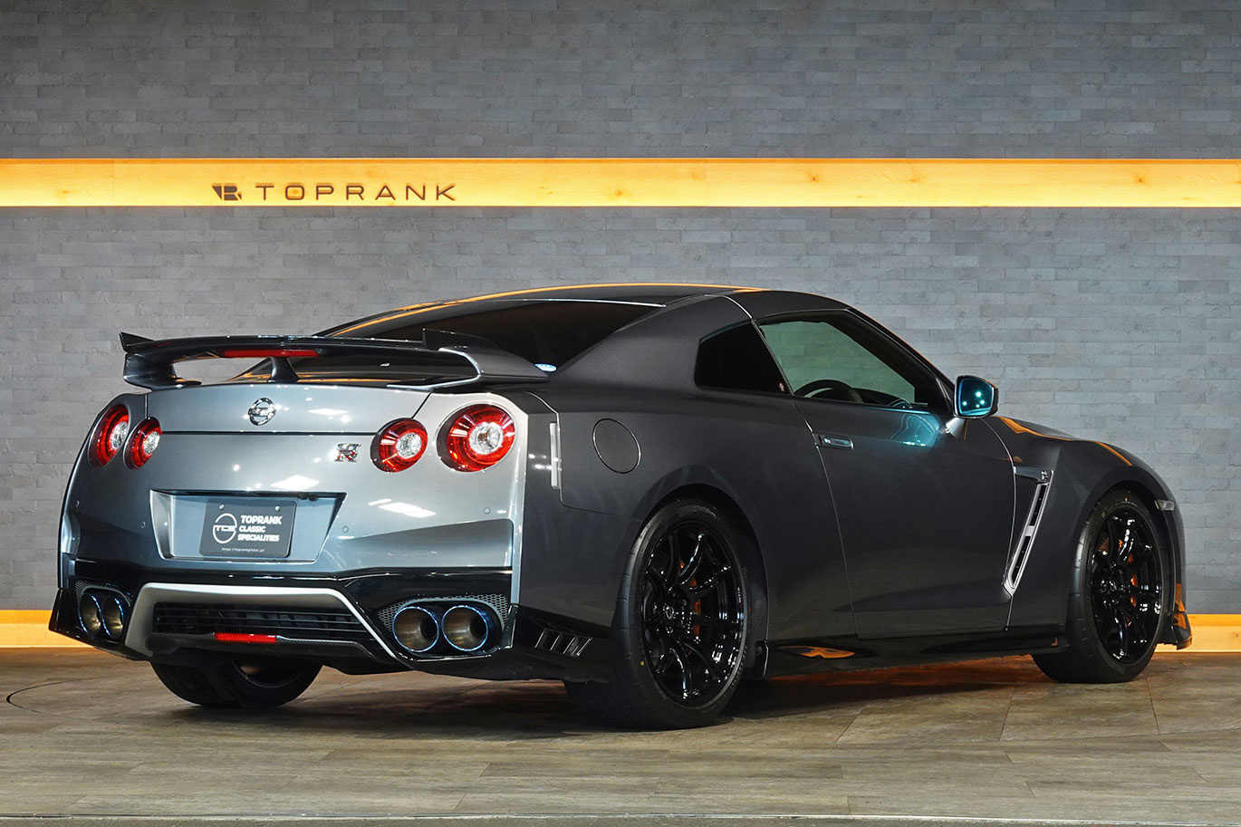 2019 Nissan GT-R R35 GT-R Track edition engineered by NISMO, MY20, Optional: Recaro Carbon Back Bucket Seats,