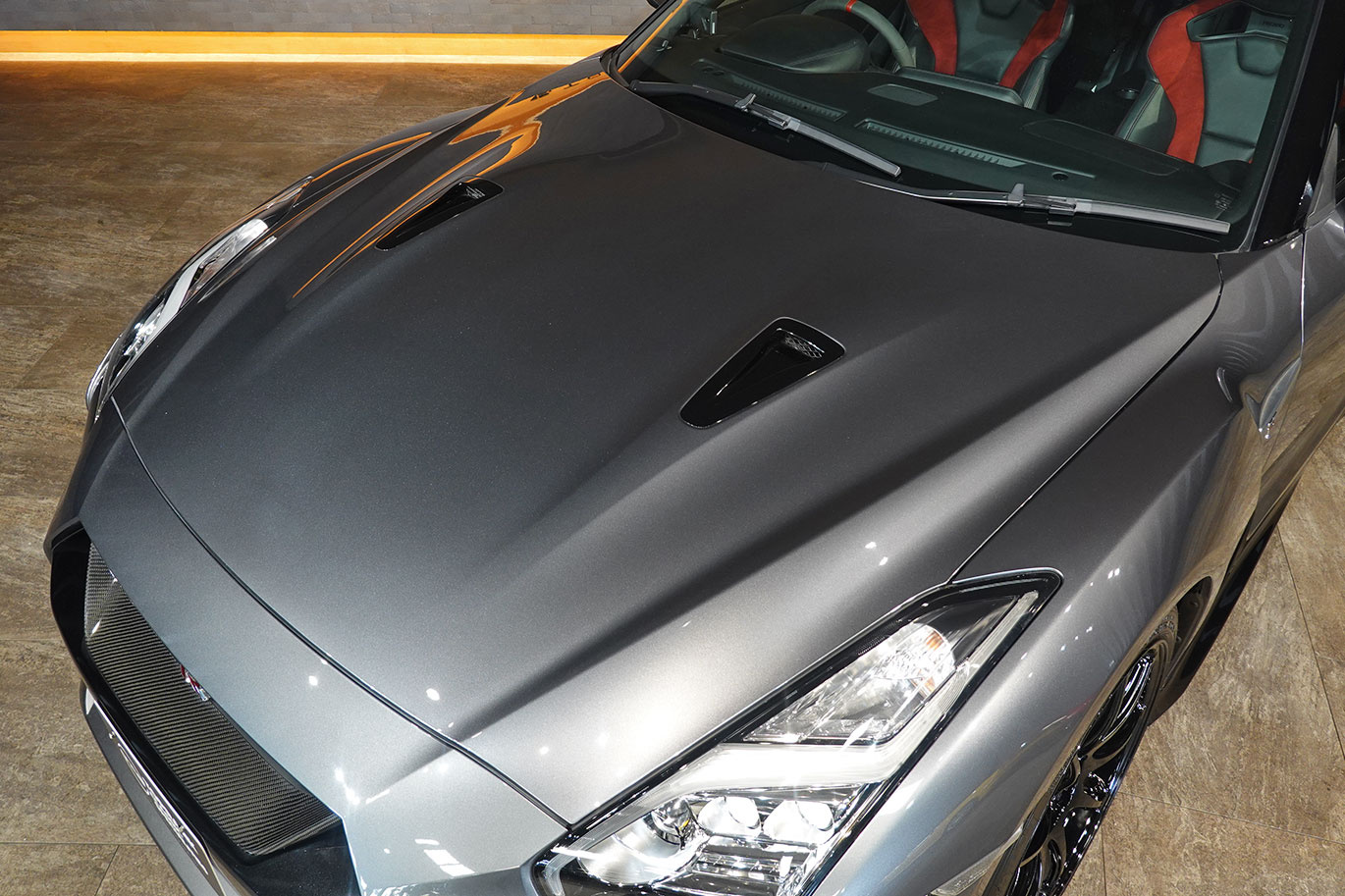 2019 Nissan GT-R R35 GT-R Track edition engineered by NISMO, MY20, Optional: Recaro Carbon Back Bucket Seats,