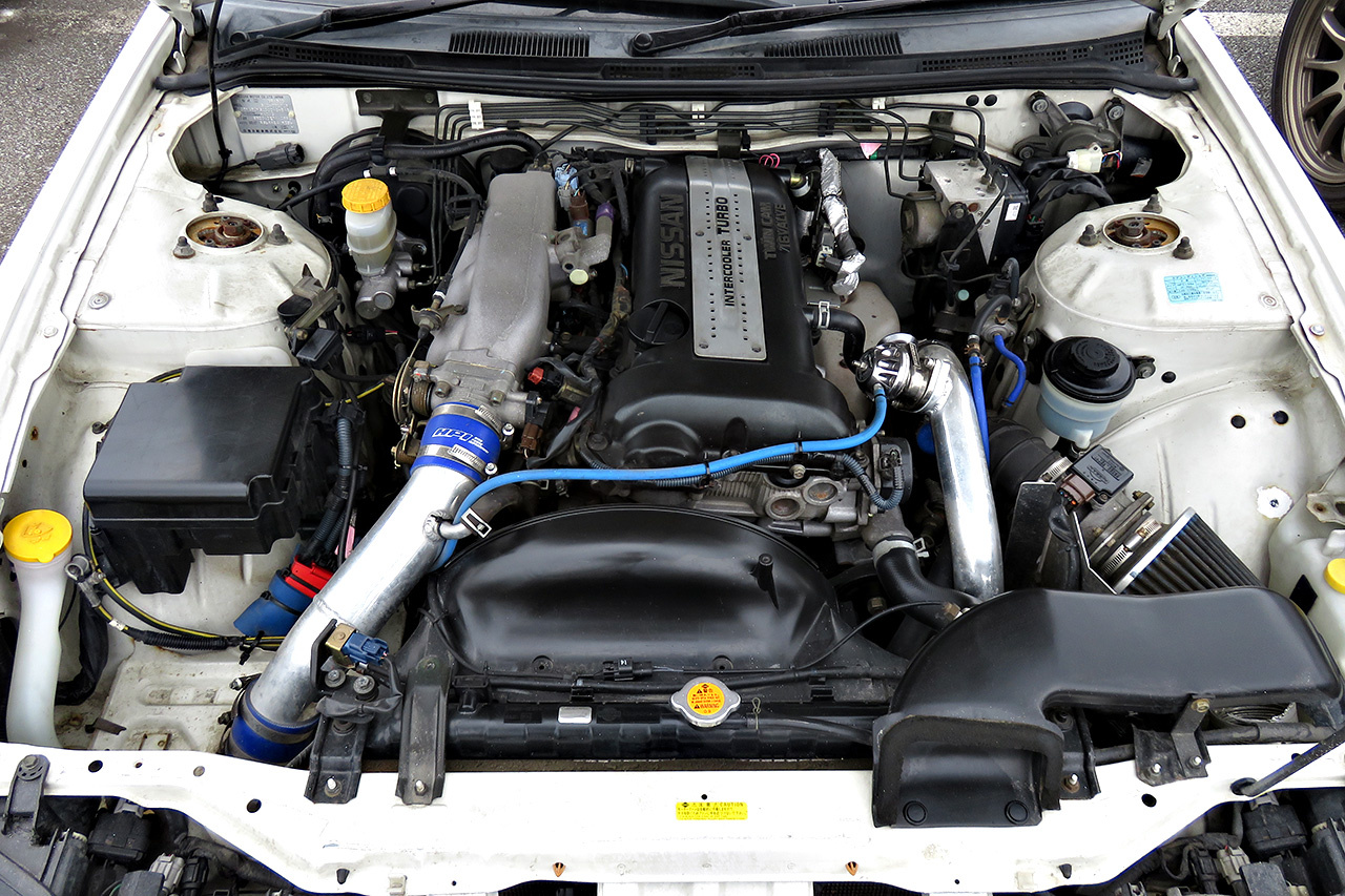 1999 Nissan SILVIA S15 Type R AVS 18in wheels Trust blow off valve After market inter cooler Aero Defi gauges
