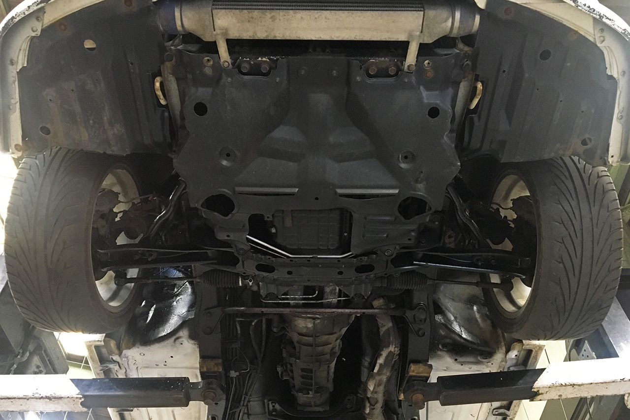 1999 Nissan SILVIA S15 Type R AVS 18in wheels Trust blow off valve After market inter cooler Aero Defi gauges