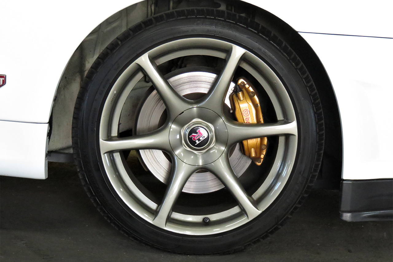 1999 Nissan SKYLINE GT-R R34 GTR  V- Spec, Nismo meter, Brembo F. calipers, Adjustable Coilovers