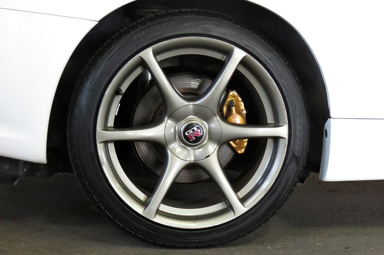 1999 Nissan SKYLINE GT-R R34 GTR  V- Spec, Nismo meter, Brembo F. calipers, Adjustable Coilovers