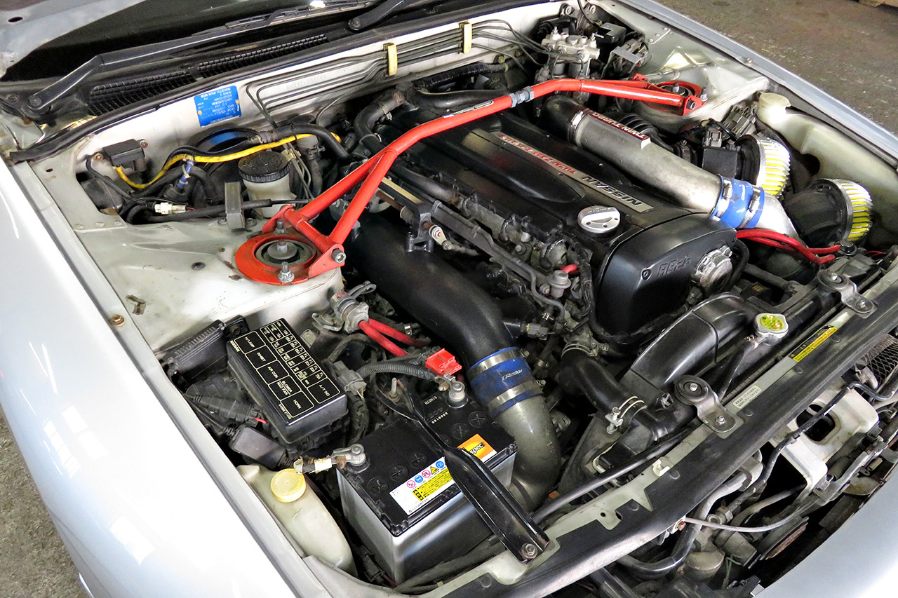 1989 Nissan SKYLINE GT-R R32 GT-R Nismo Muffler, Nismo Tension Rods, Nismo Style Trunk Lip Spoiler,  Work Emotion Wheels 