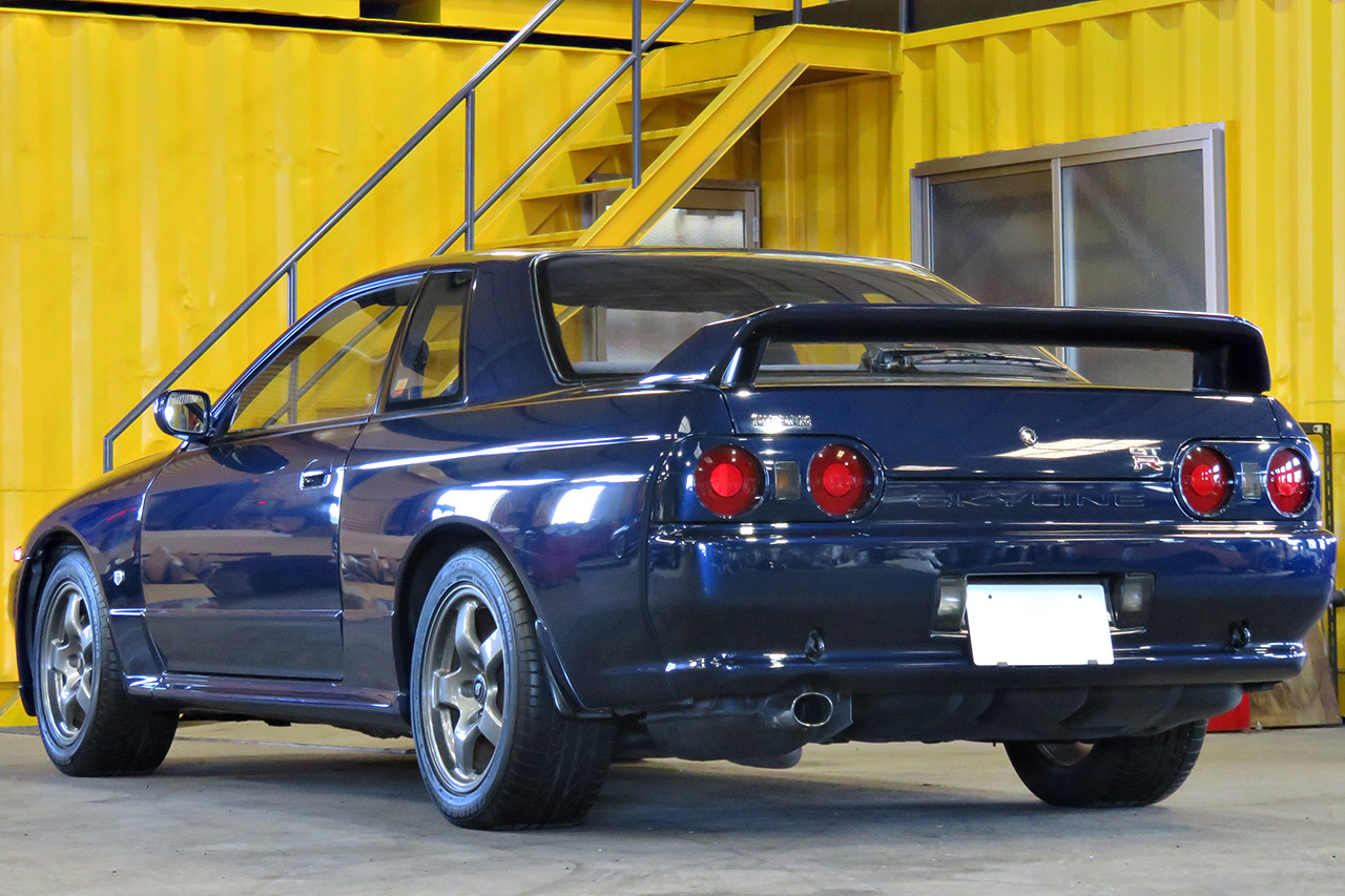 1993 Nissan SKYLINE GT-R R32 GT-R TH1 Original Color, Nismo Tower Bar, Nismo suspension 