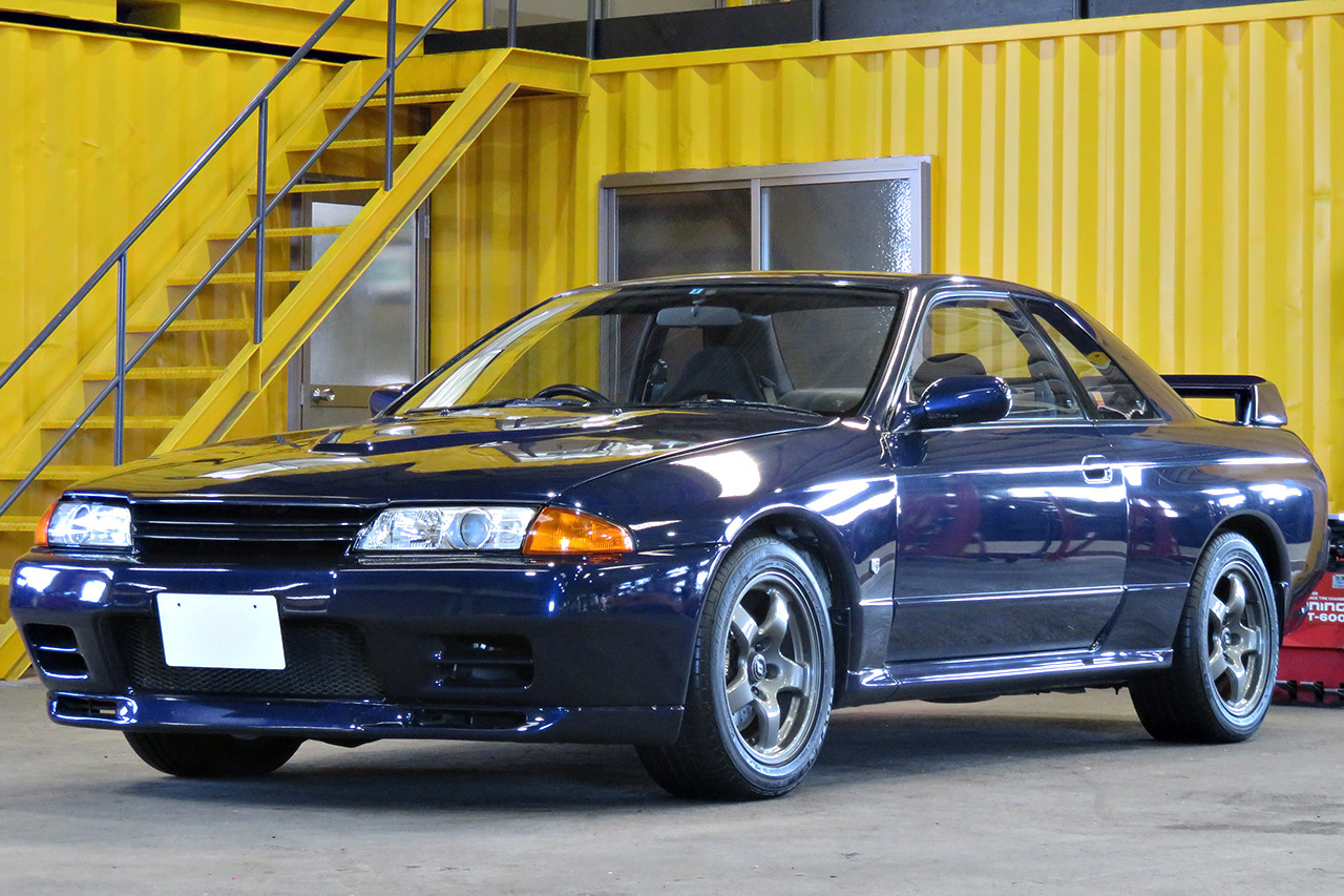 1993 Nissan SKYLINE GT-R R32 GT-R TH1 Original Color, Nismo Tower Bar, Nismo suspension 