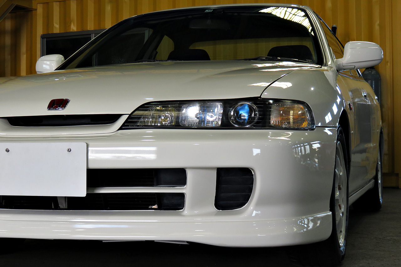 1996 Honda INTEGRA DB8 Type R with  Black Recaro Seats