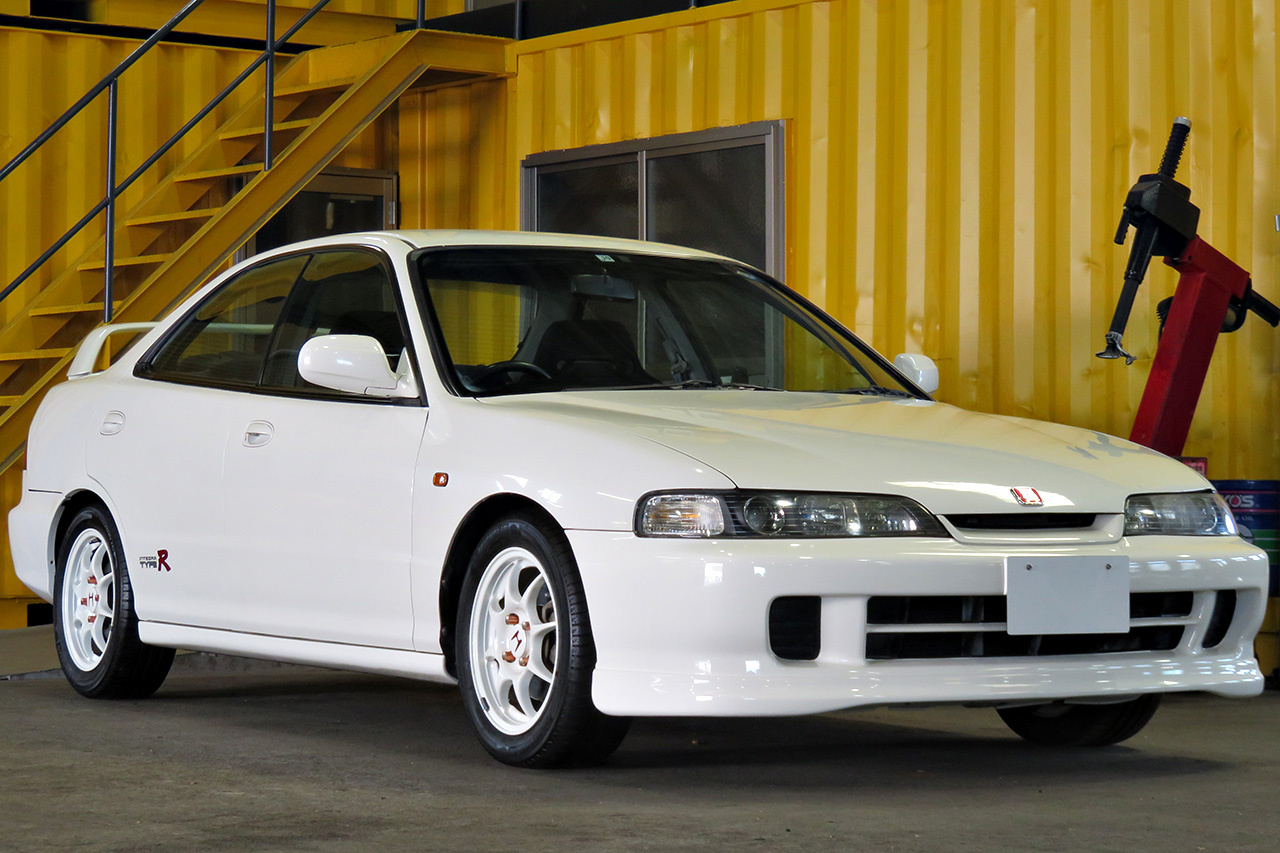 1996 Honda INTEGRA DB8 Type R with  Black Recaro Seats