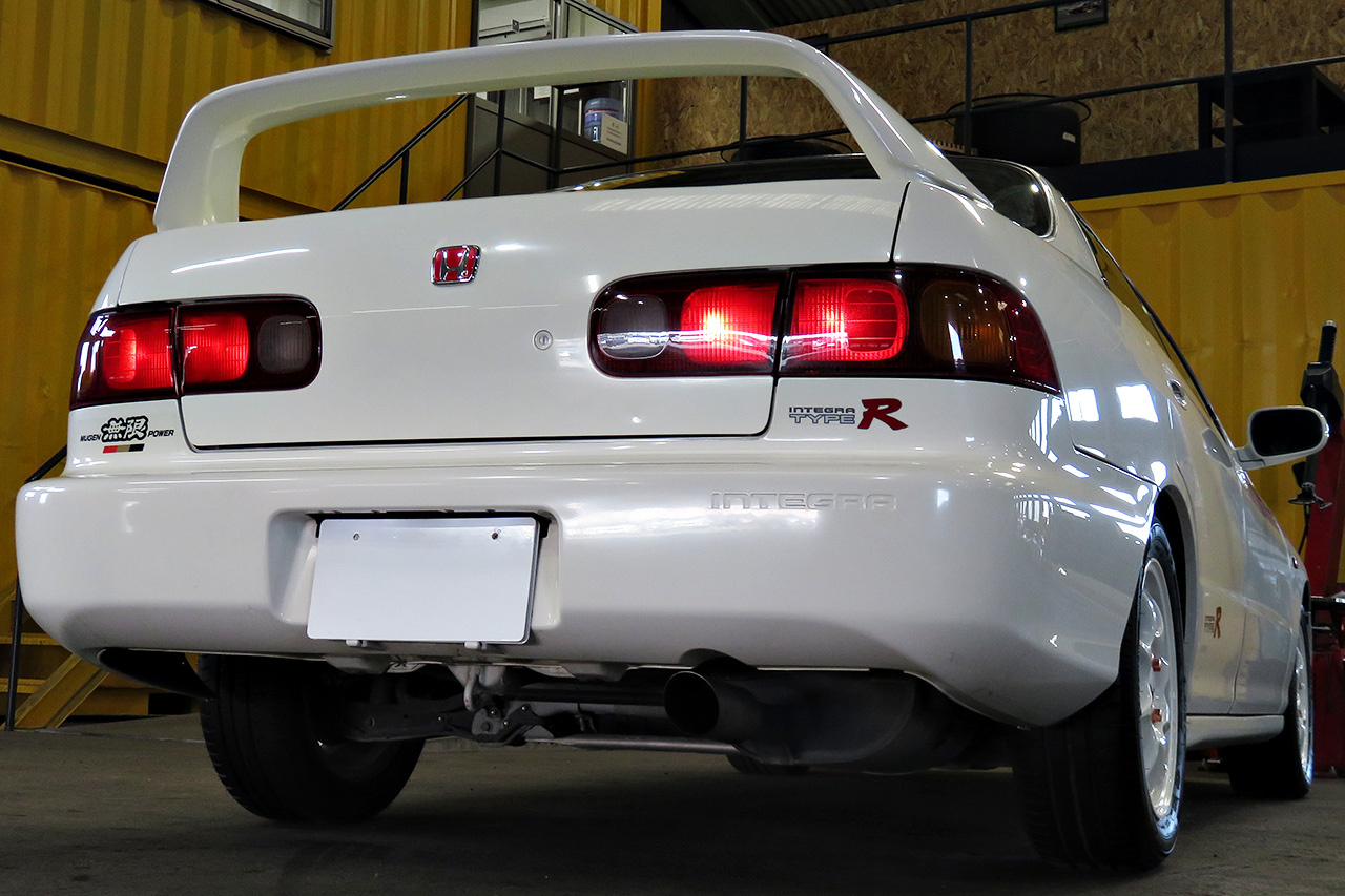 1996 Honda INTEGRA DB8 Type R with  Black Recaro Seats