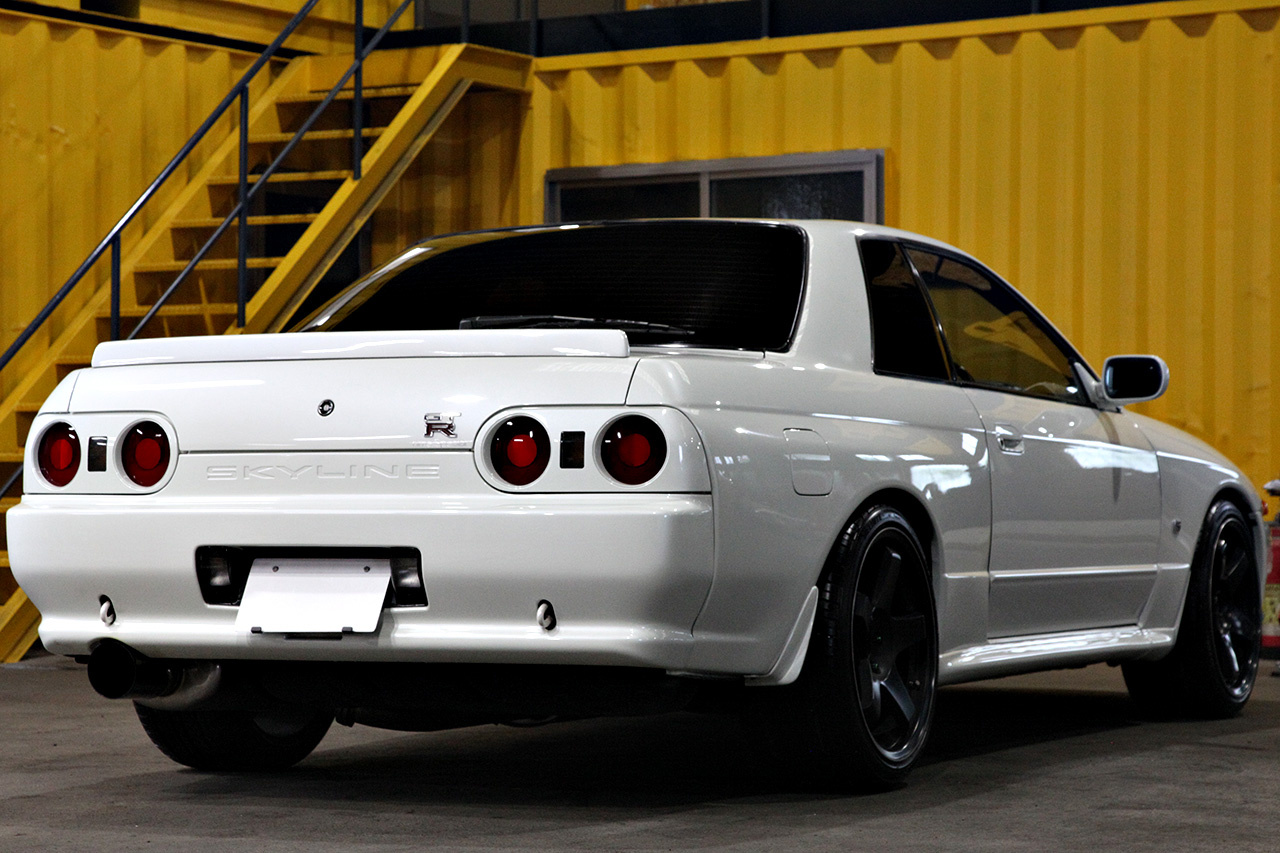 1993 Nissan SKYLINE GT-R R32 GT-R, HKS Actuator, HKS Air Clean, Mines Skyline ECU, BCNR33 Front Brembo Calipers  