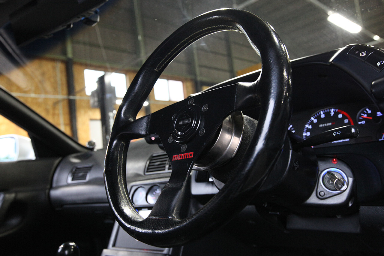 1993 Nissan SKYLINE GT-R R32 GT-R, HKS Actuator, HKS Air Clean, Mines Skyline ECU, BCNR33 Front Brembo Calipers  