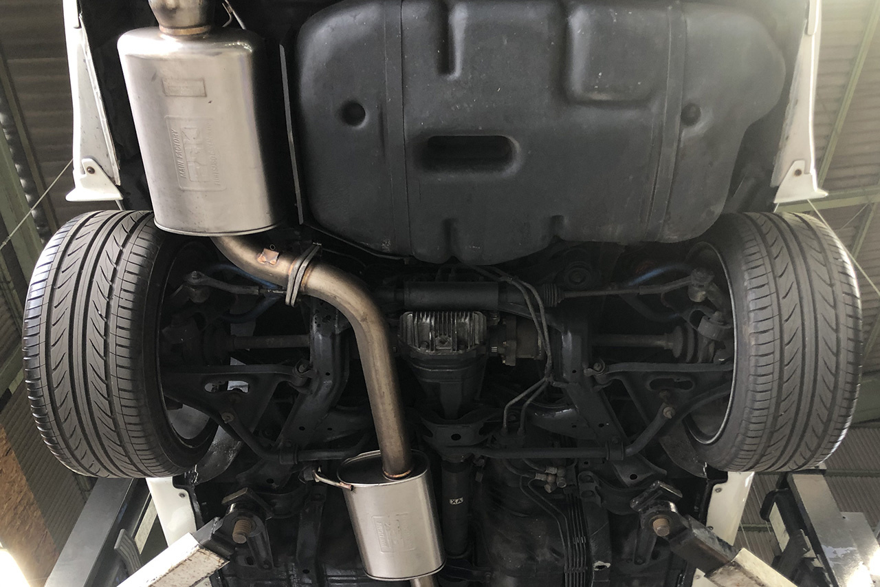 1993 Nissan SKYLINE GT-R R32 GT-R, HKS Actuator, HKS Air Clean, Mines Skyline ECU, BCNR33 Front Brembo Calipers  