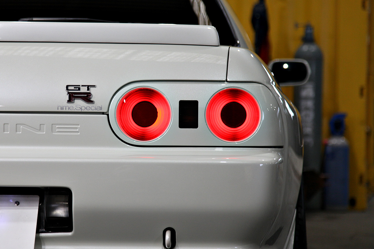1993 Nissan SKYLINE GT-R R32 GT-R, HKS Actuator, HKS Air Clean, Mines Skyline ECU, BCNR33 Front Brembo Calipers  