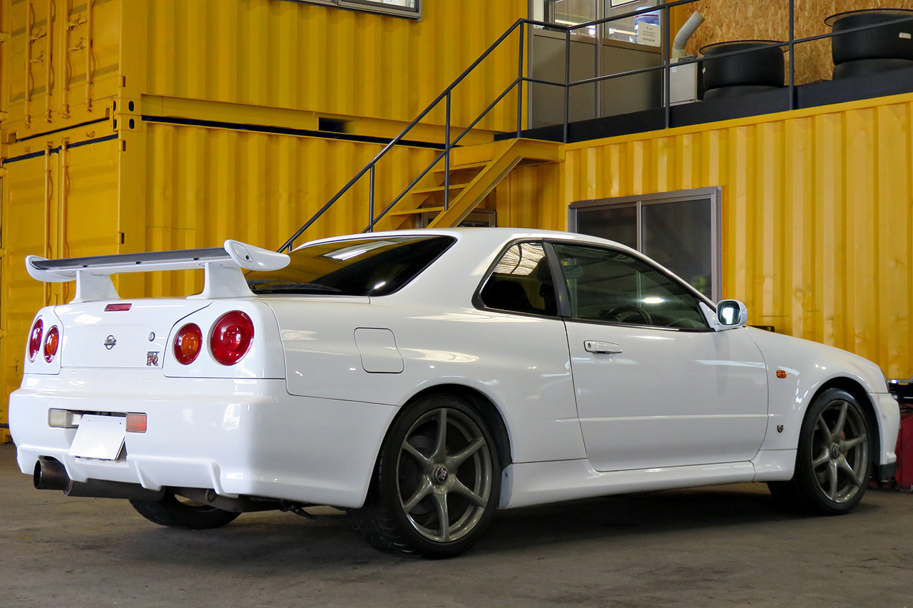 1999 Nissan SKYLINE GT-R R34 GT-R Base Grade, 99 Model, Trust Muffler