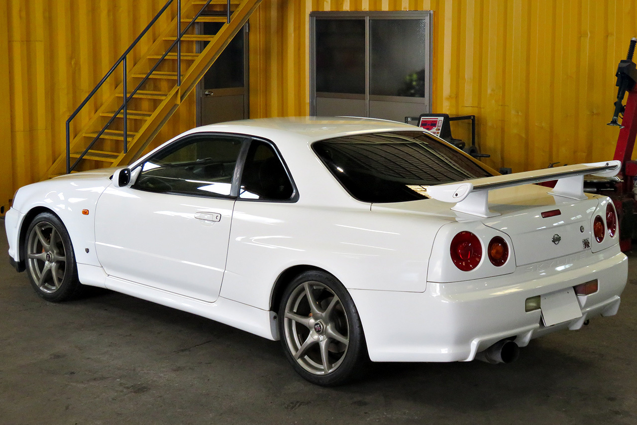1999 Nissan SKYLINE GT-R R34 GT-R Base Grade, 99 Model, Trust Muffler