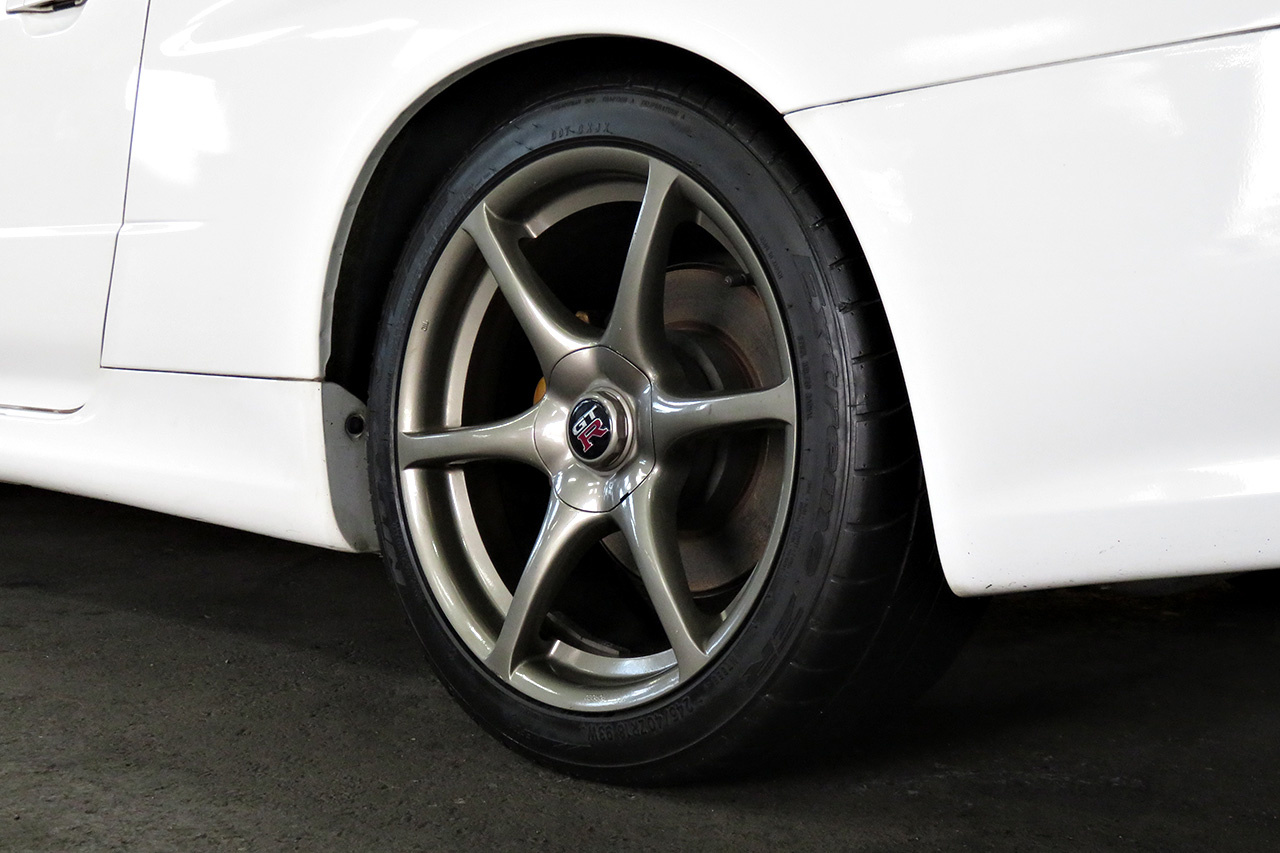 1999 Nissan SKYLINE GT-R R34 GT-R Base Grade, 99 Model, Trust Muffler