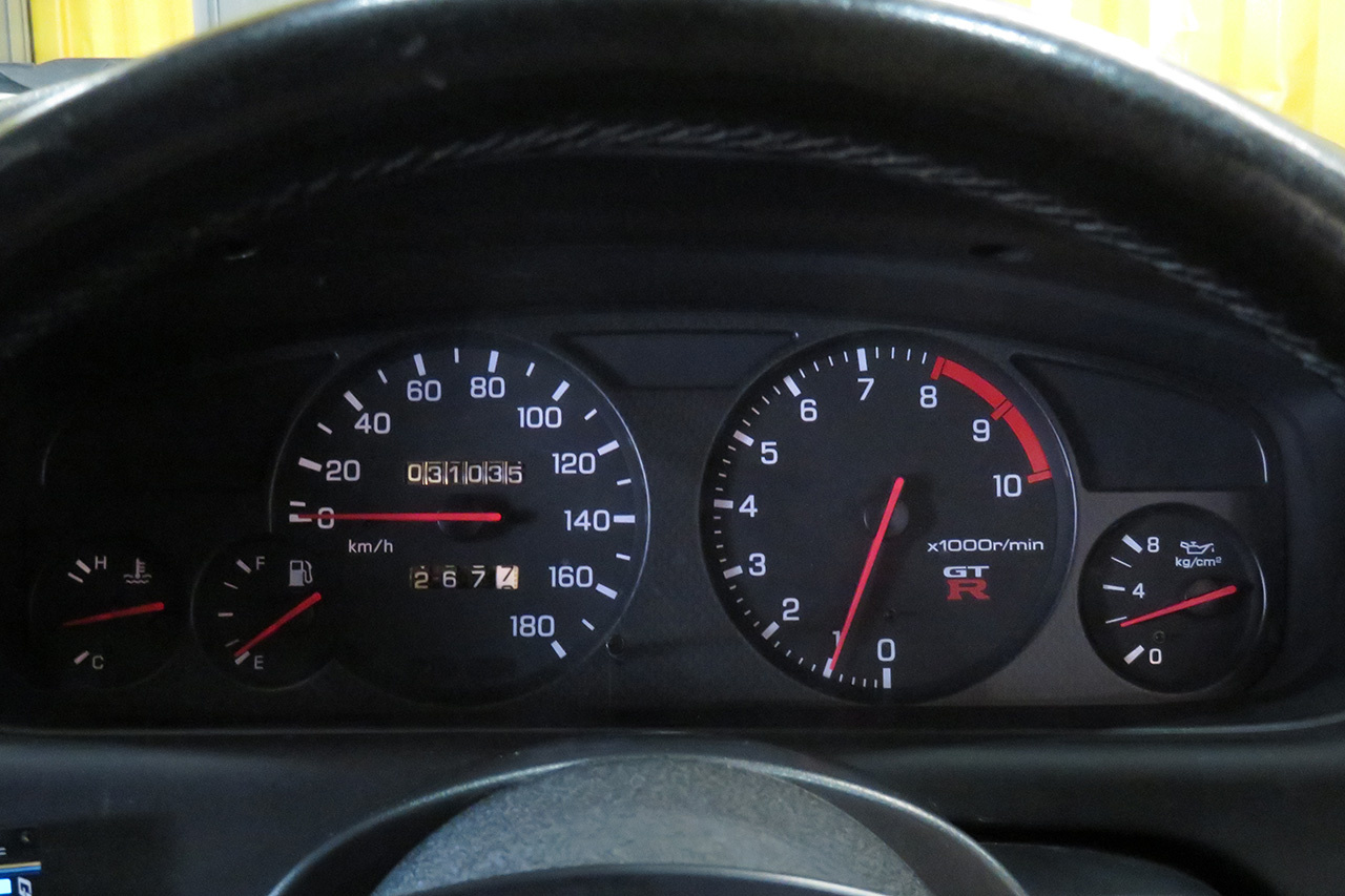 1996 Nissan SKYLINE GT-R 95 model R33 GT-R, Nismo LMGT4 18 inch Wheels, HKS Air Cleaner,  GReedy Boost Controller