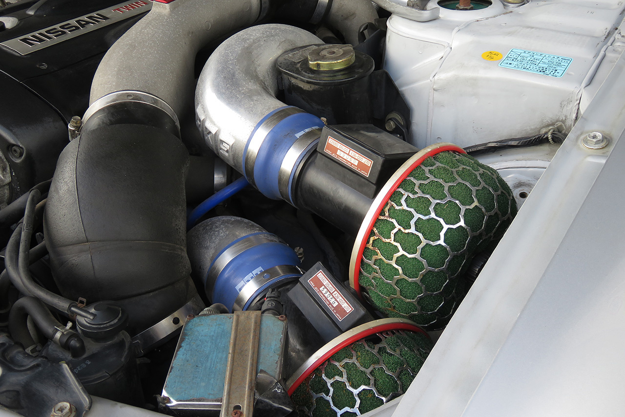 1996 Nissan SKYLINE GT-R 95 model R33 GT-R, Nismo LMGT4 18 inch Wheels, HKS Air Cleaner,  GReedy Boost Controller