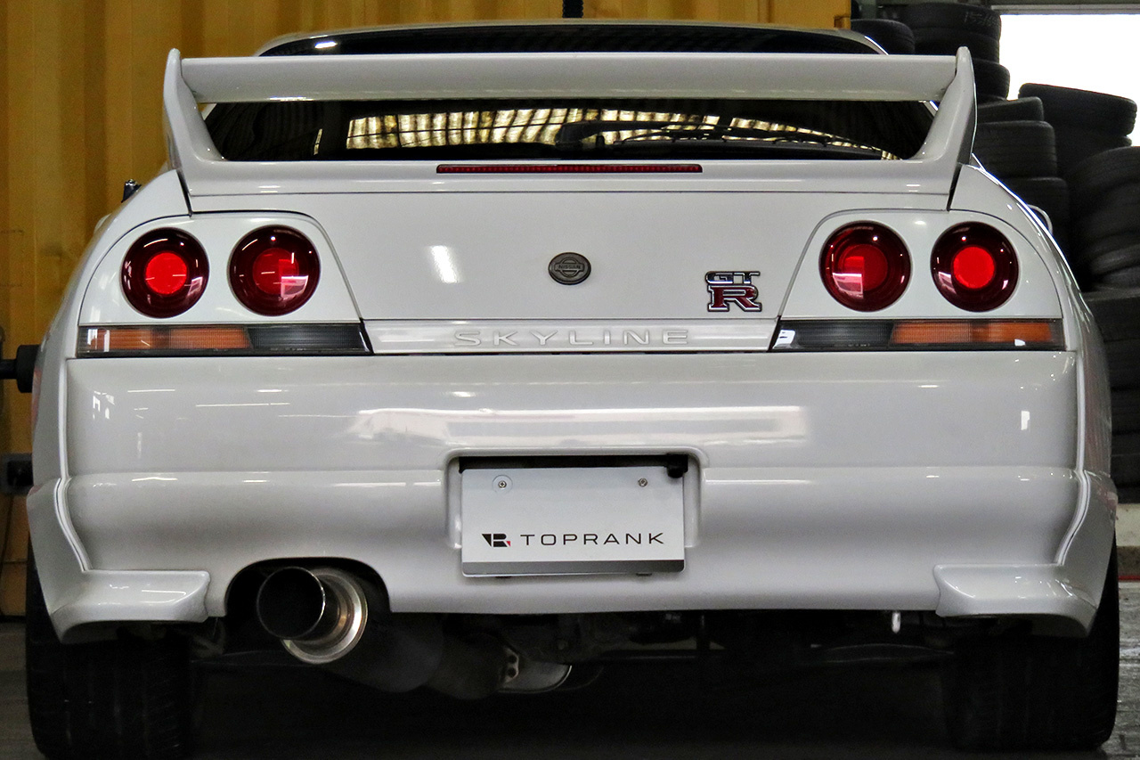 1996 Nissan SKYLINE GT-R R33 GT-R, HKS Intercooler Piping, Nismo LMGT4 18 inch Wheels, Top Secret Shift Knob 
