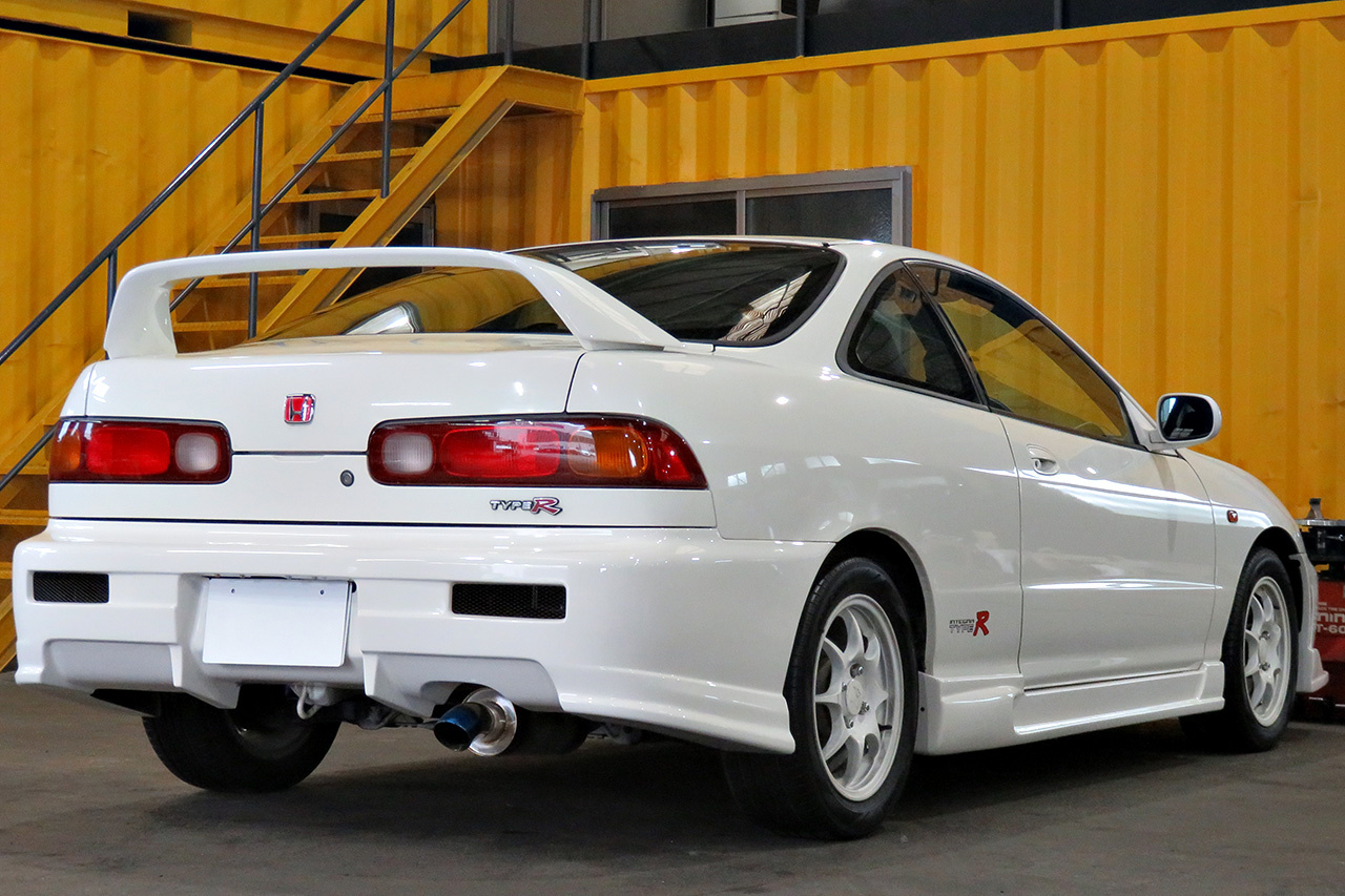 1996 Honda INTEGRA TYPE R J's Racing Exhaust, Tanabe Adjustable Height Coilovers