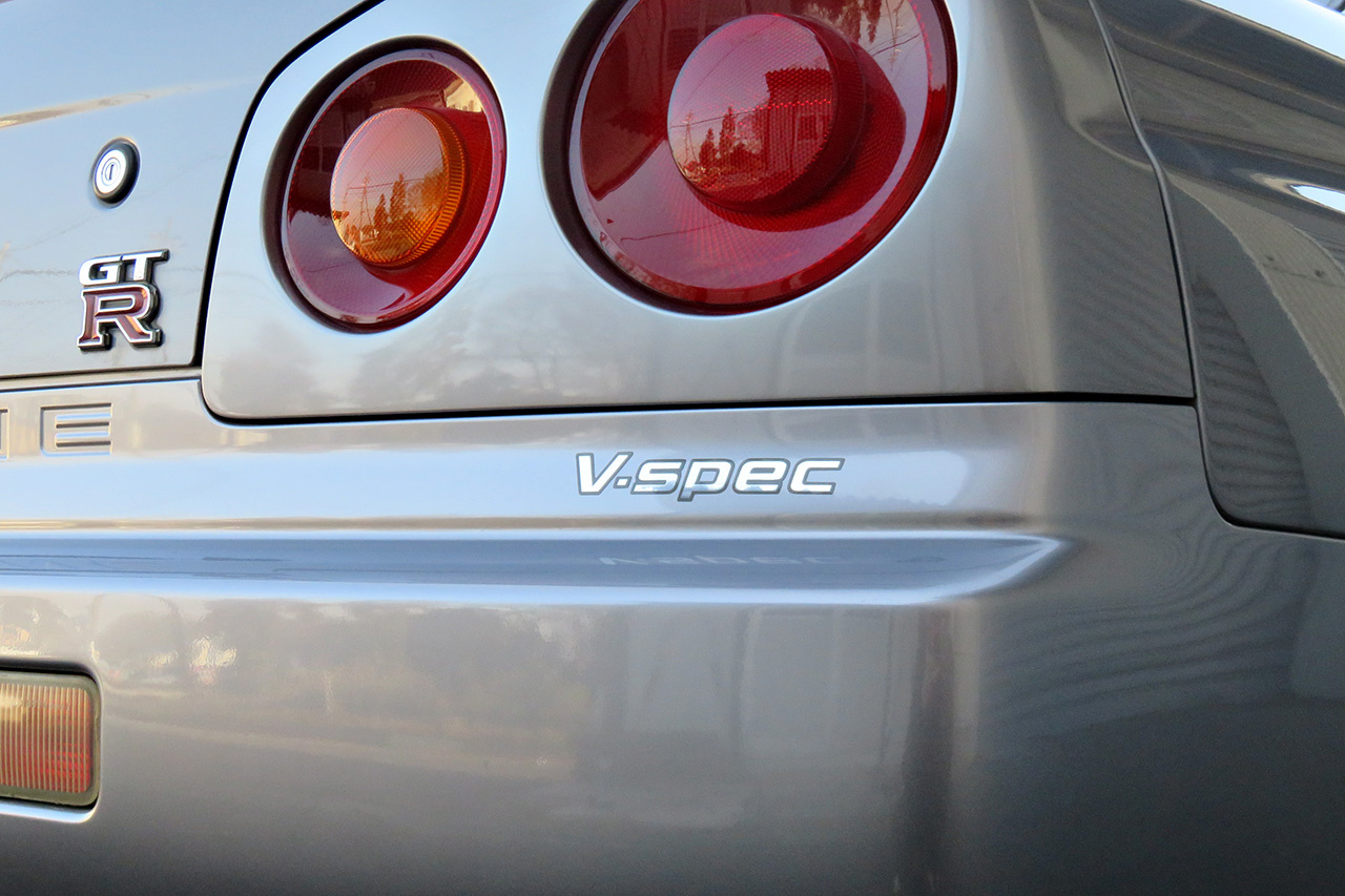 2000 Nissan SKYLINE GT-R R34 GT-R V SPEC, Nismo Aero Kit, Rays TE37SL 18 Inch, HKS Silent Hi-Power Exhaust 