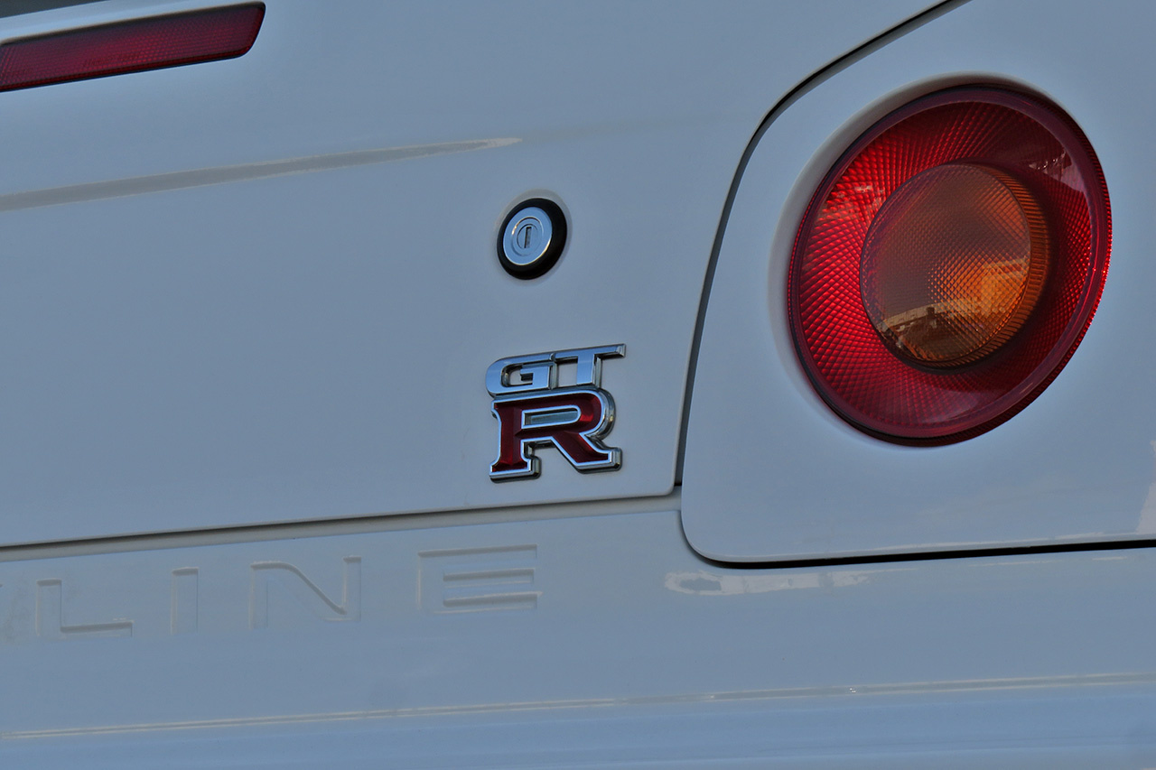 1999 Nissan SKYLINE GT-R R34 GT-R Nismo Z-Tune Front Bumper, HKS Stainless Front Pipe, Coppermix Twin Clutch,