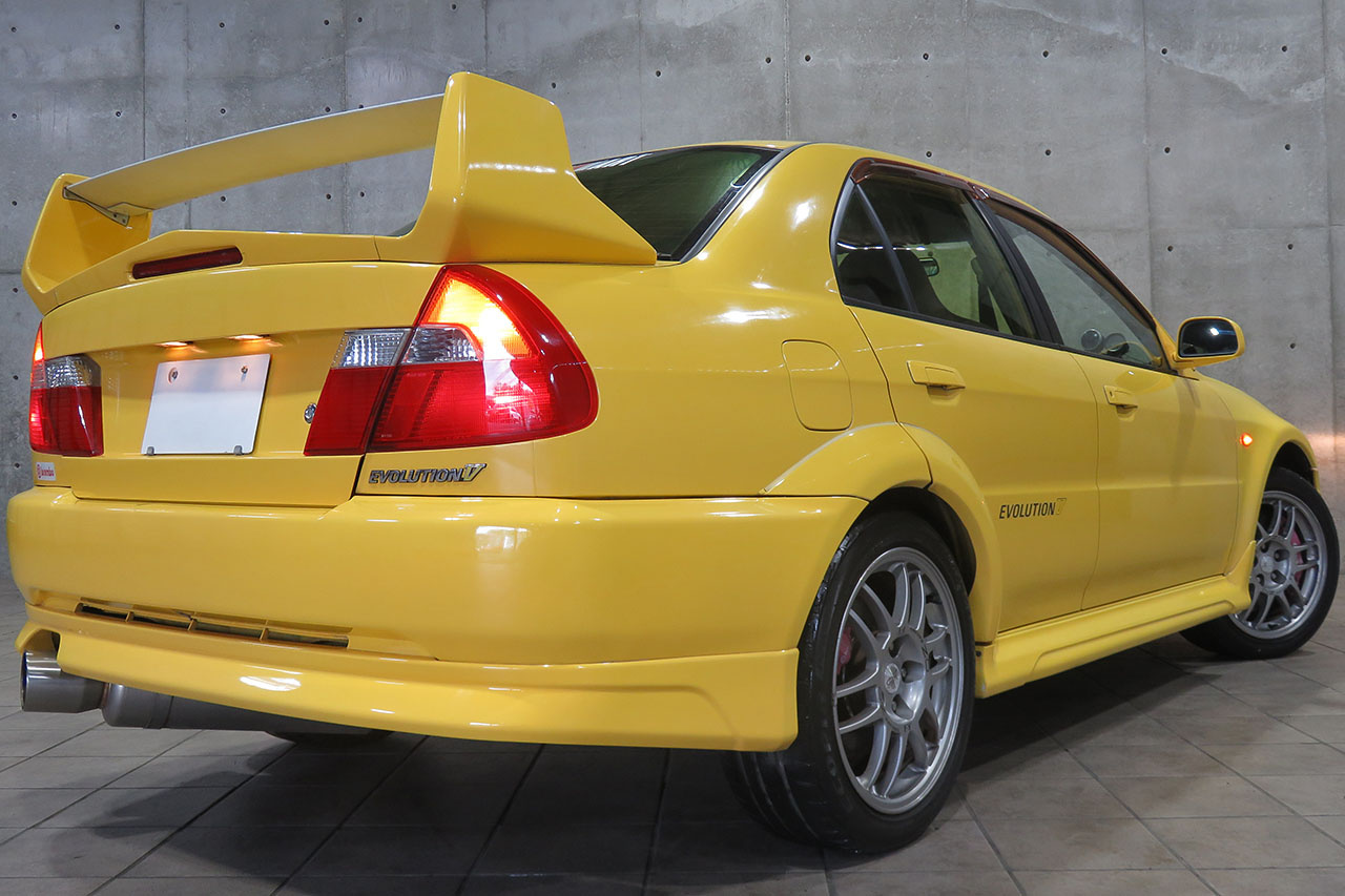 1998 Mitsubishi LANCER EVOLUTION GSR EVOLUTION V, OZ Racing 17 Inch Wheels, Fujitsubo Exhaust
