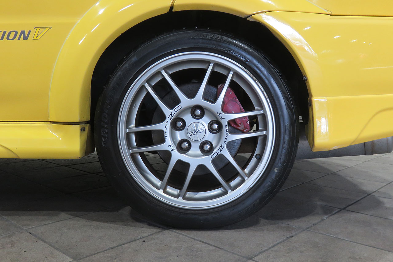 1998 Mitsubishi LANCER EVOLUTION GSR EVOLUTION V, OZ Racing 17 Inch Wheels, Fujitsubo Exhaust