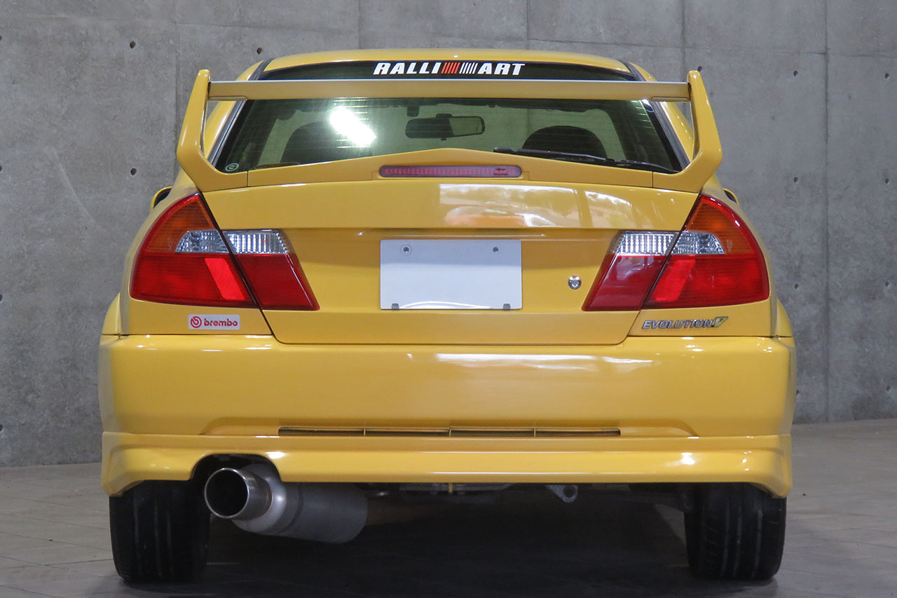 1998 Mitsubishi LANCER EVOLUTION GSR EVOLUTION V, OZ Racing 17 Inch Wheels, Fujitsubo Exhaust