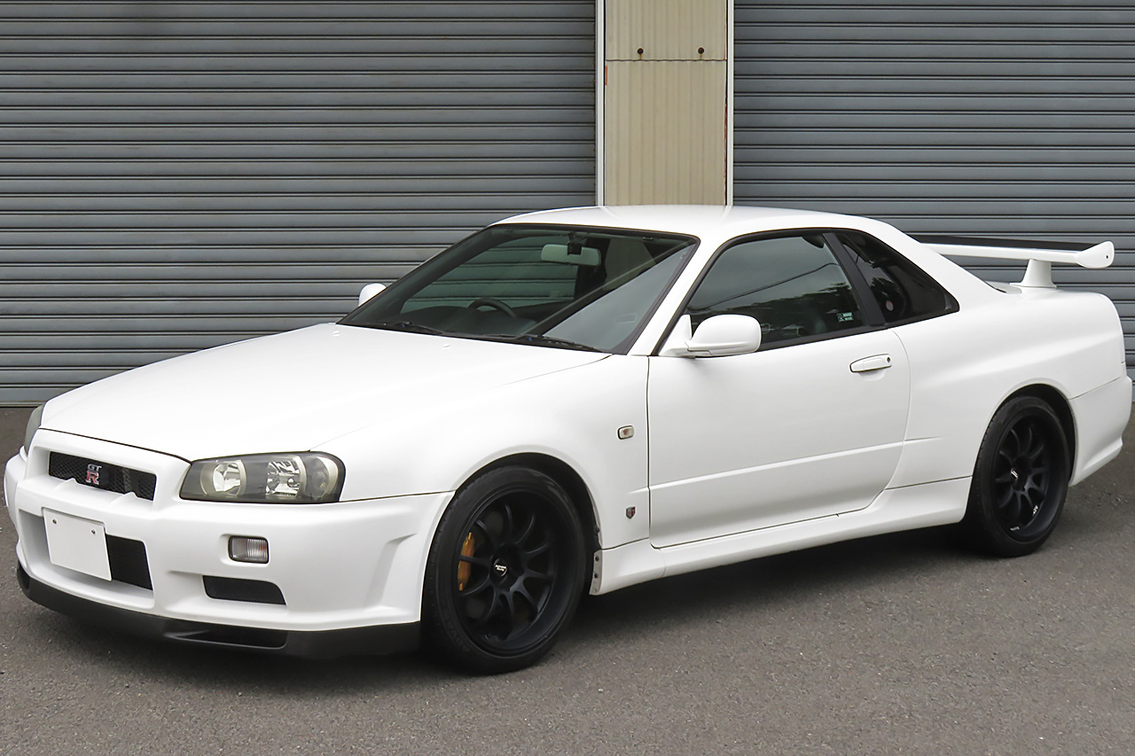 2000 Nissan SKYLINE GT-R BNR34 R34 GT-R, NISMO Exhaust, NISMO Shock Absorber, ADVAN Racing 18 Inch Wheels