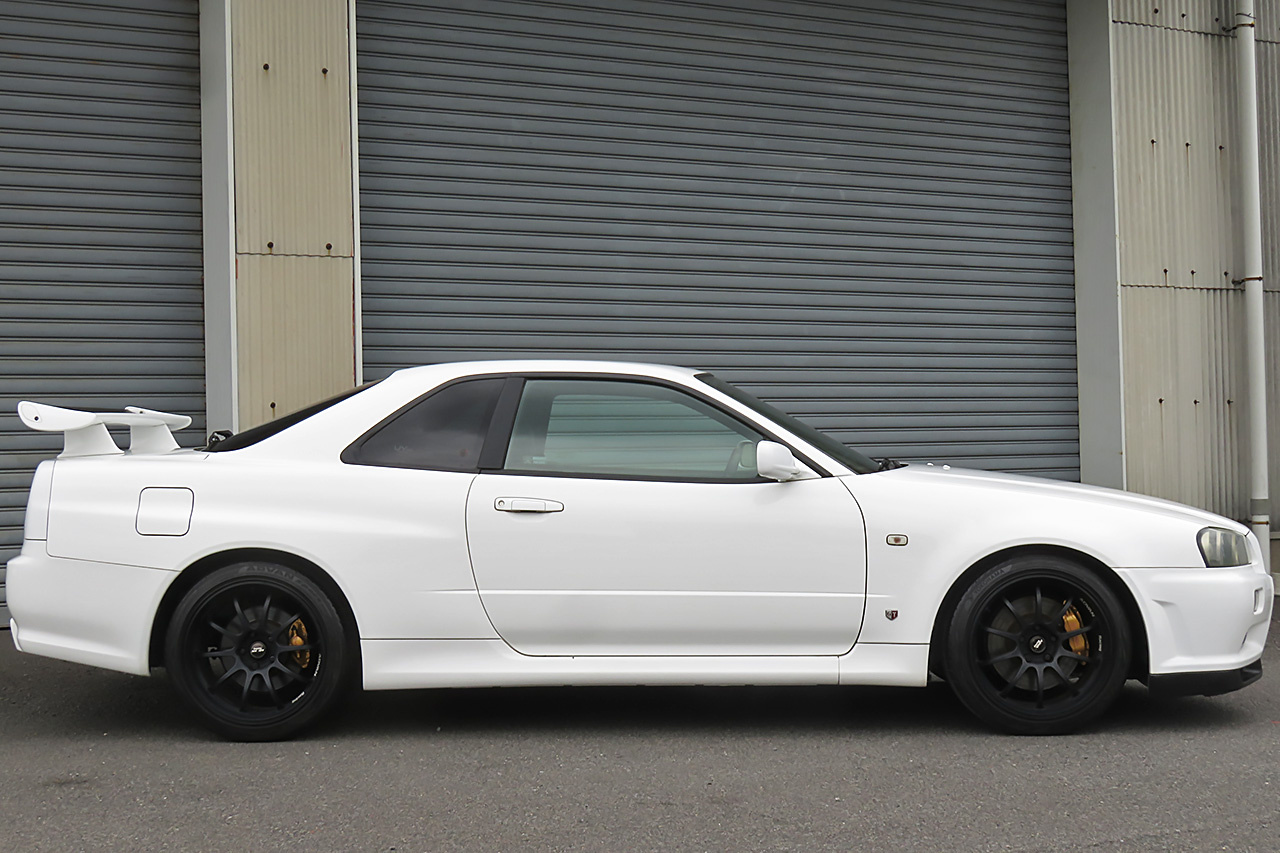 2000 Nissan SKYLINE GT-R BNR34 R34 GT-R, NISMO Exhaust, NISMO Shock Absorber, ADVAN Racing 18 Inch Wheels