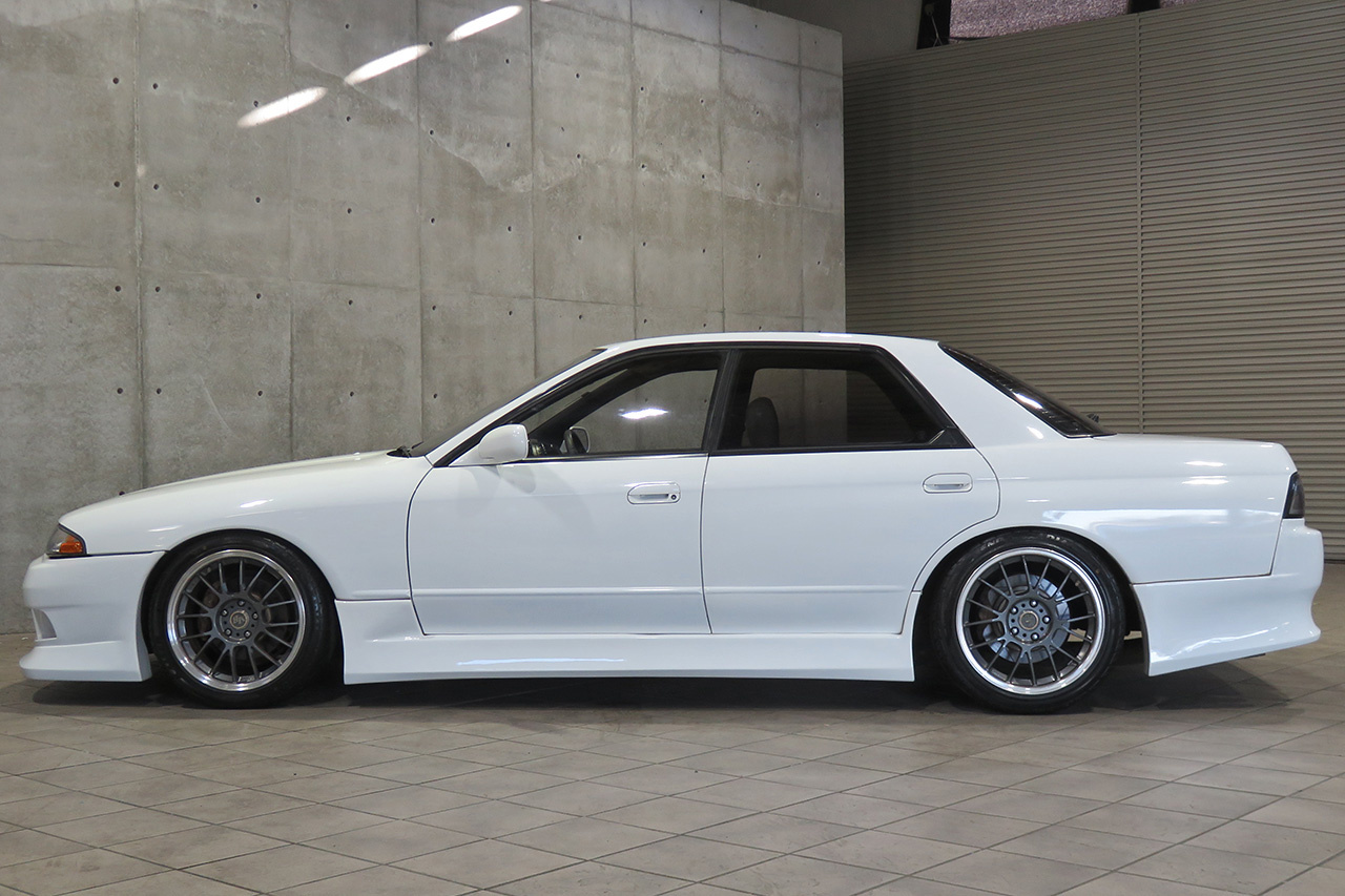 1991 Nissan SKYLINE R32 GTS-T, RB20DET Turbo Engine, Kakimoto Exhaust, Rays Volk Racing 17 Inch Wheels
