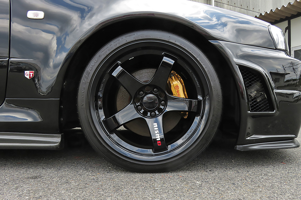 1999 Nissan SKYLINE GT-R BNR34 R34 GT-R V SPEC, RAYS NISMO LM GT4 18 Inch Wheels, BNR34 Z-TUNE Front Bumper