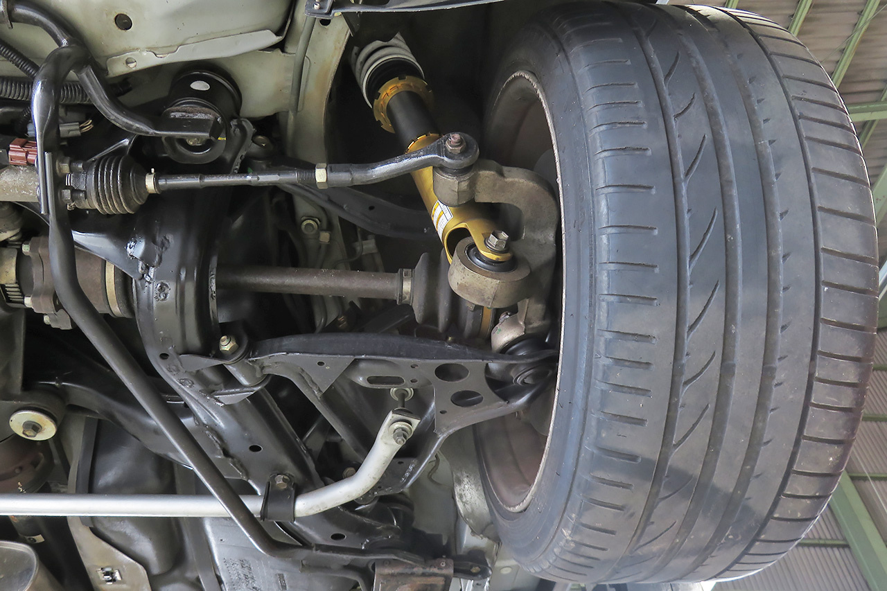 2001 Nissan SKYLINE GT-R BNR34 R34 GT-R, NISMO Air Cleaner Duct, HKS Height Adjustable Coilovers