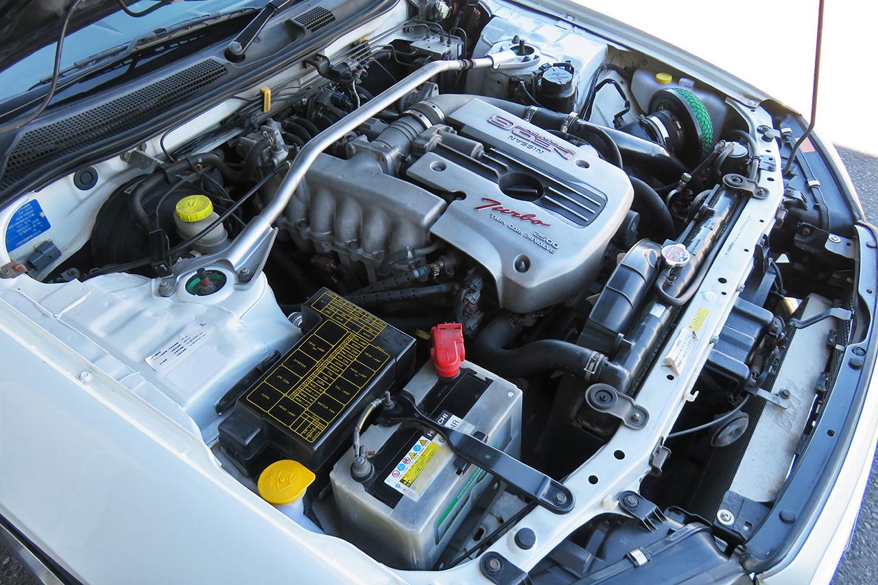 1998 Nissan SKYLINE GTR LOOK 4D ER34 25 GT TURBO, NISMO CLUTCH, BLITZ Intercooler, TEIN Height Adjustable Coilovers
