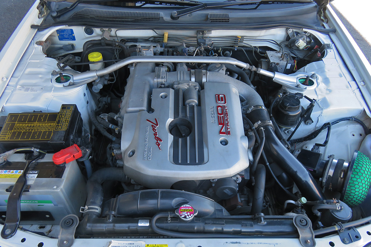 1998 Nissan SKYLINE GTR LOOK 4D ER34 25 GT TURBO, NISMO CLUTCH, BLITZ Intercooler, TEIN Height Adjustable Coilovers