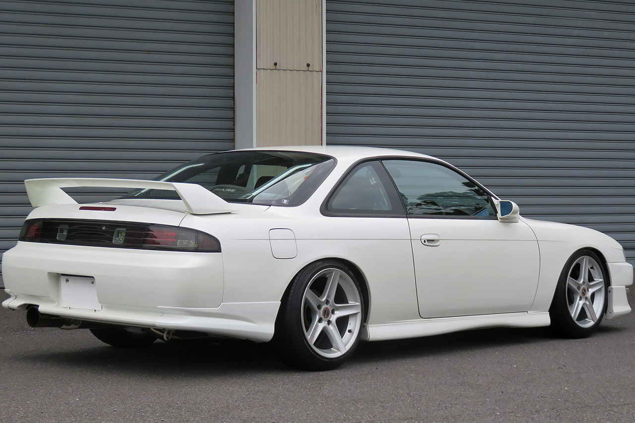 1997 Nissan SILVIA S14 K's KOUKI GANADOR Super Mirror, HKS Exhaust Manifold, TEIN Height Adjustable Coilovers