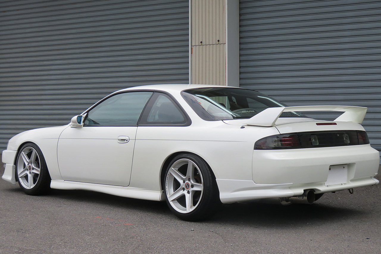 1997 Nissan SILVIA S14 K's KOUKI GANADOR Super Mirror, HKS Exhaust Manifold, TEIN Height Adjustable Coilovers