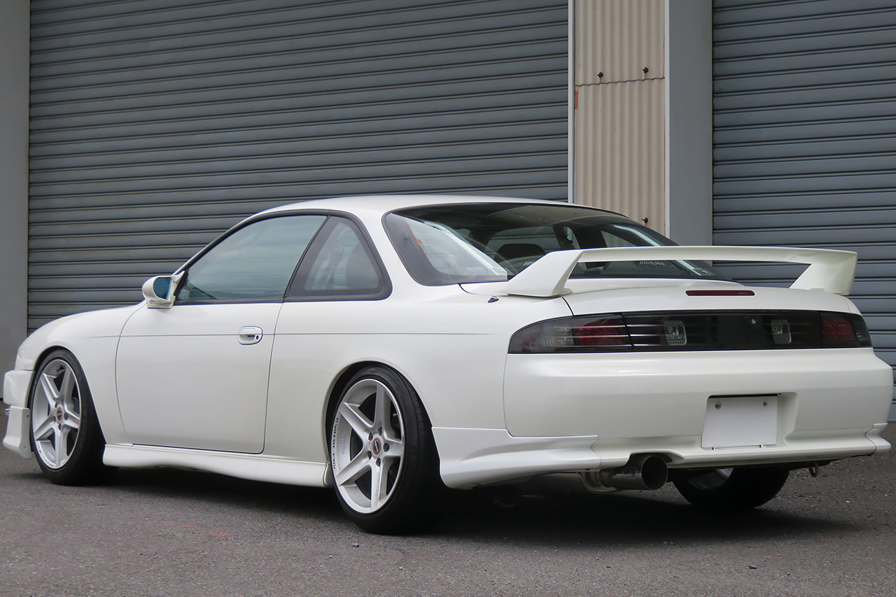 1997 Nissan SILVIA S14 K's KOUKI GANADOR Super Mirror, HKS Exhaust Manifold, TEIN Height Adjustable Coilovers