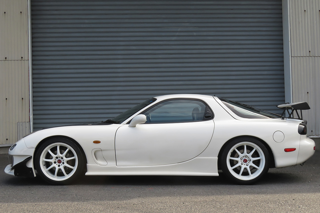 1996 Mazda ENFINI RX-7 FD3S RX7 BATHURST, RE-AMEMIYA Front Bumper, APEXi Adjustable Height Coilovers