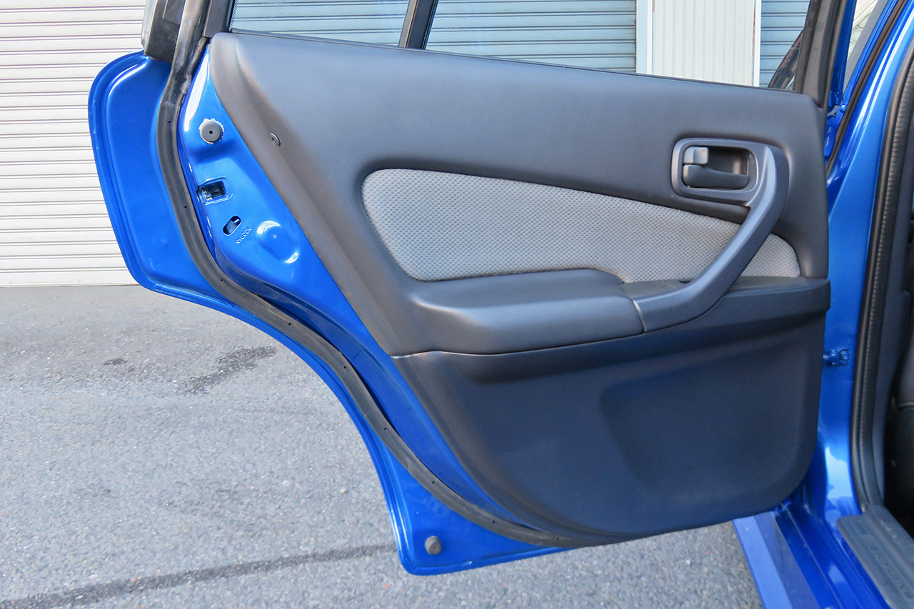 1998 Nissan SKYLINE ER34 25GT-X TURBO BAYSIDE BLUE, HKS Air Clean, HKS Height Adjustable Coilovers