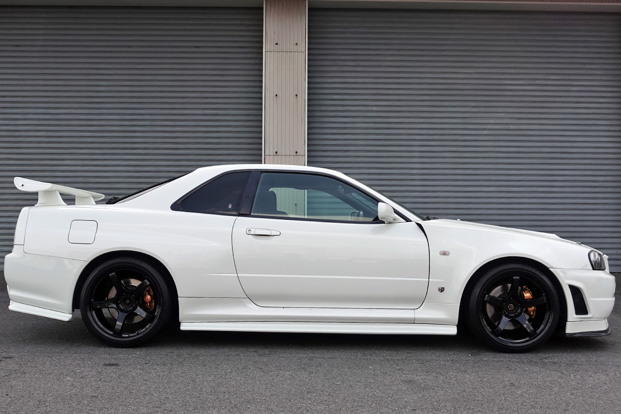 2000 Nissan SKYLINE GT-R BNR34 R34 GT-R SERIES 2, NISMO Z-TUNE FENDERS, NISMO FRONT BUMPER, NISMO AERO