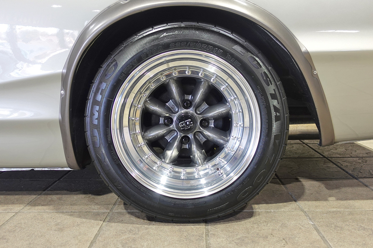 1970 Nissan SKYLINE GT-R KPGC10 HAKOSUKA GTR