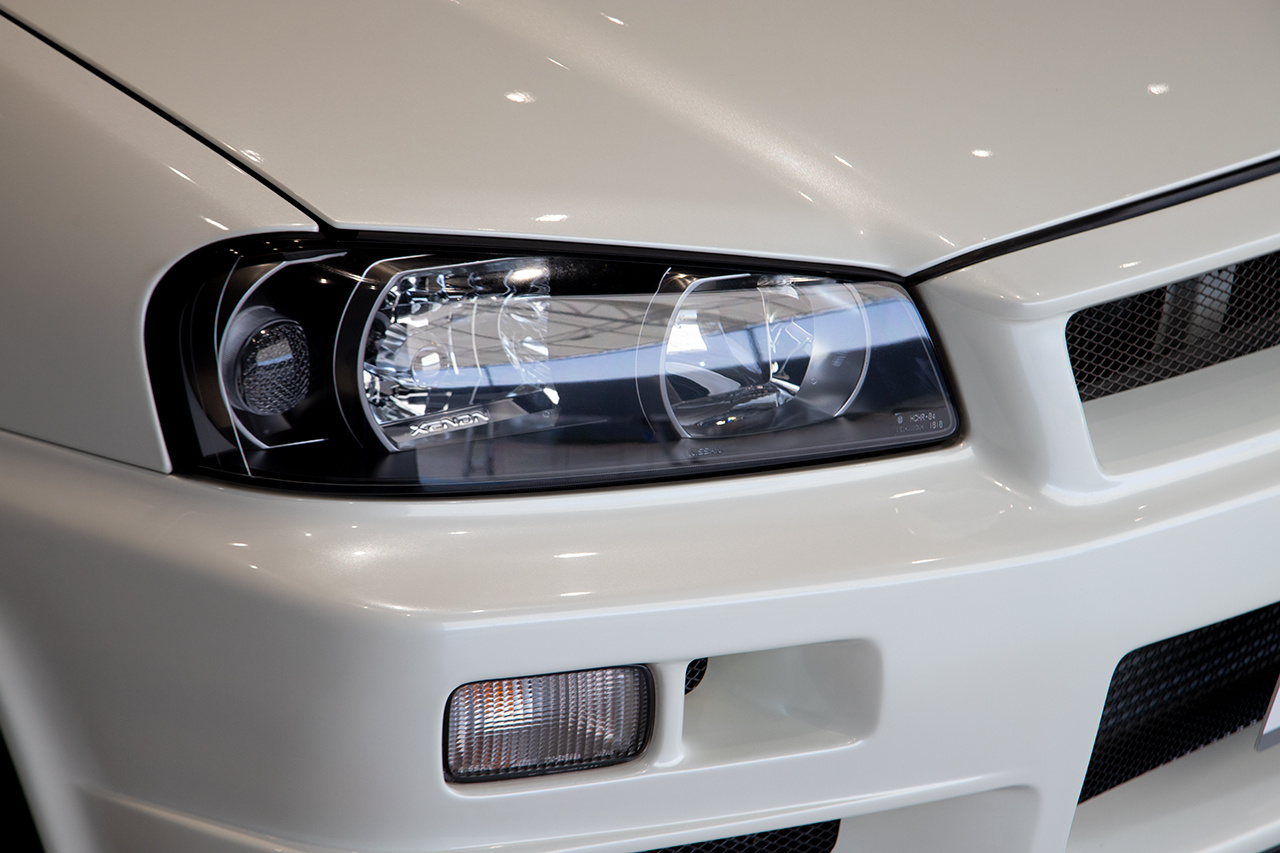 2002 Nissan SKYLINE GT-R BNR34 GT-R V SPEC II, ULTRA LOW MILEAGE