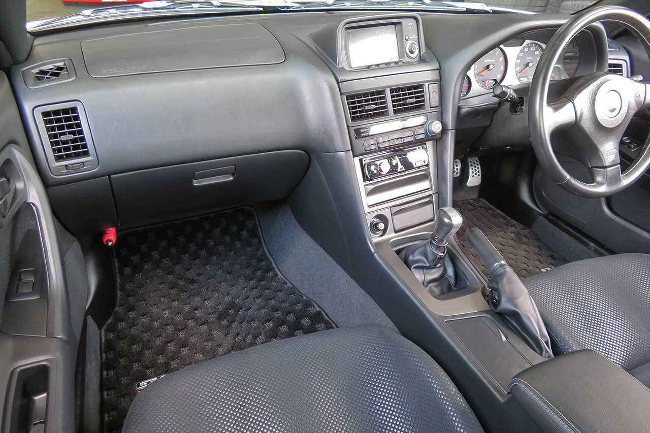 2001 Nissan SKYLINE GT-R ONE OWNER BNR34 R34 GTR V SPEC II, LOW MILEAGE