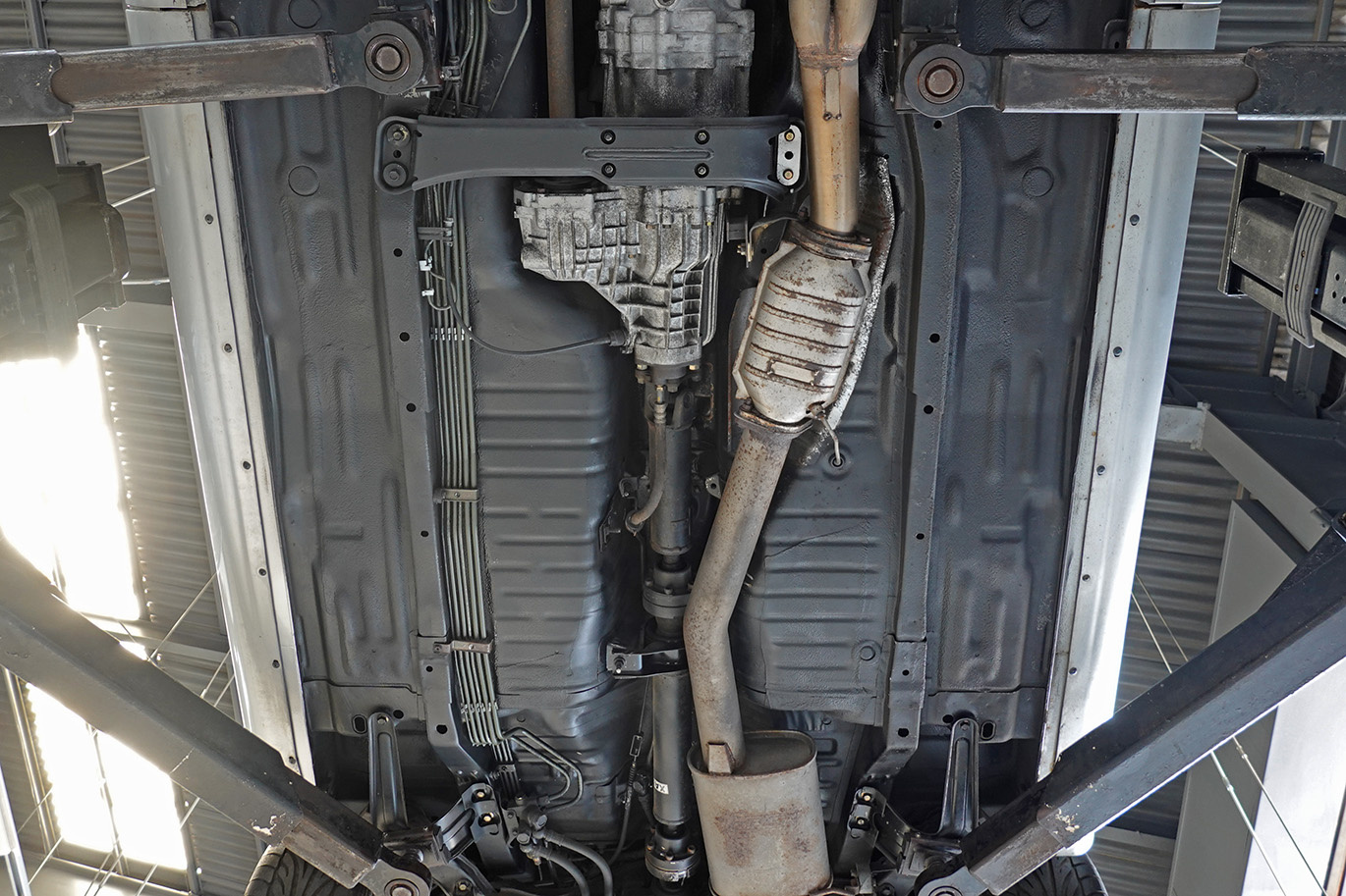 1994 Nissan SKYLINE GT-R BNR32 R32 GTR V-Spec II, KL0 Spark Silver Metallic, 5 Zigen Muffler